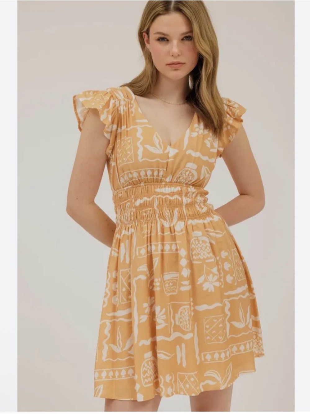 Blu Pepper Yellow & White Printed V-Neck Smocked Mini Dress